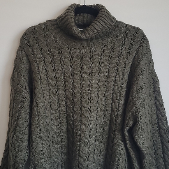 Shein - cableknit, turtleneck sweater - green - Picture 2 of 7